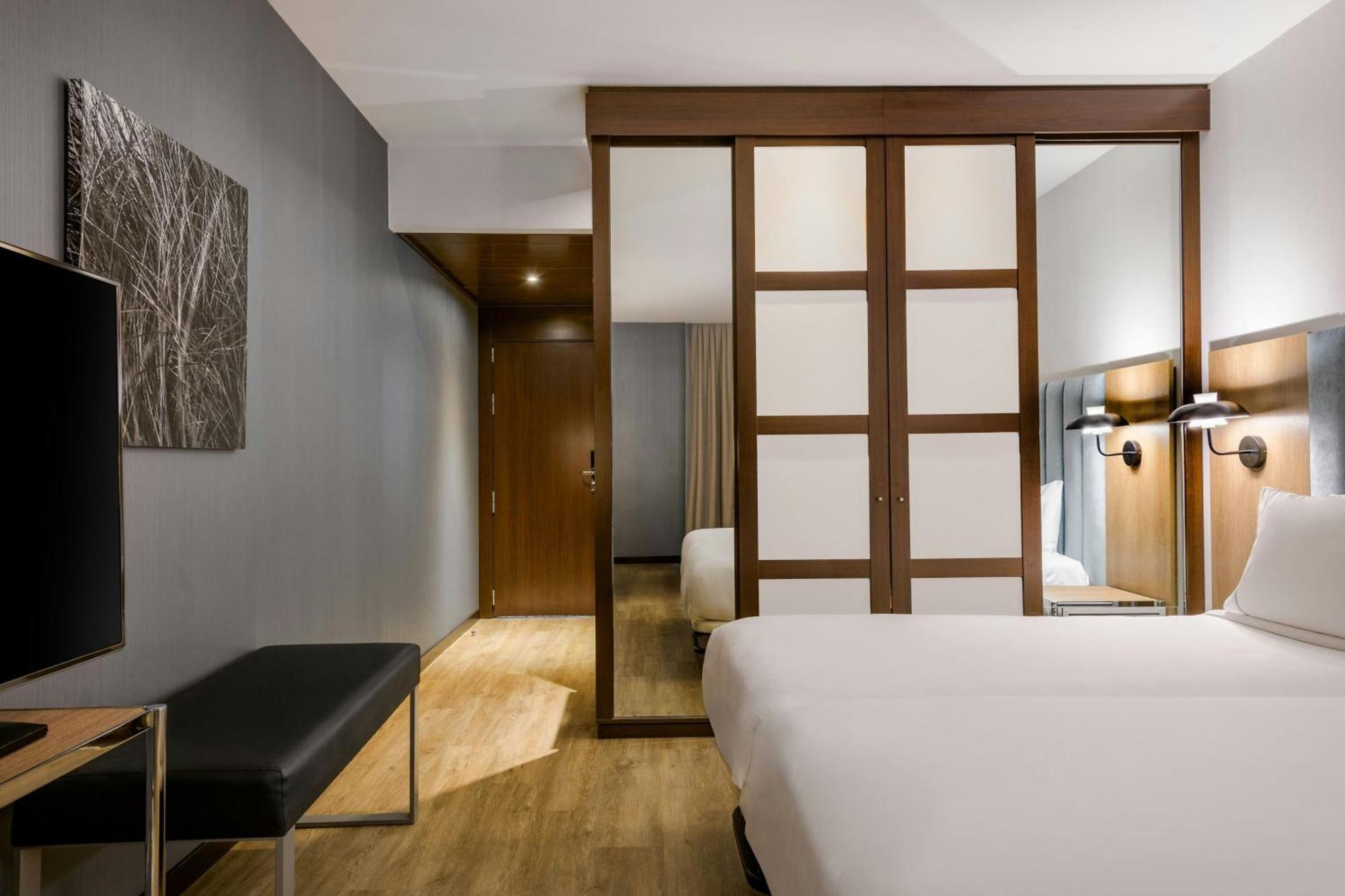 Twin Room,1664647985:JPEG